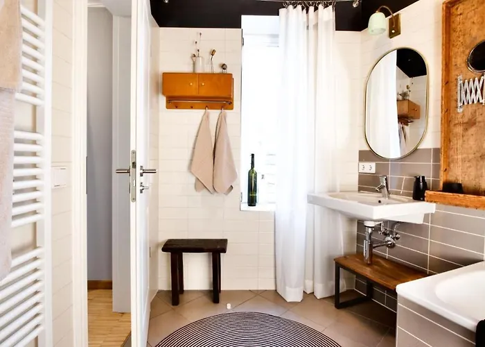 Gelber Loewe - In Der Erfurter Altstadt Appartamento