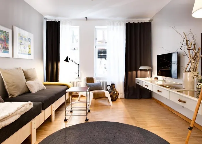 Gelber Loewe - In Der Erfurter Altstadt Erfurt